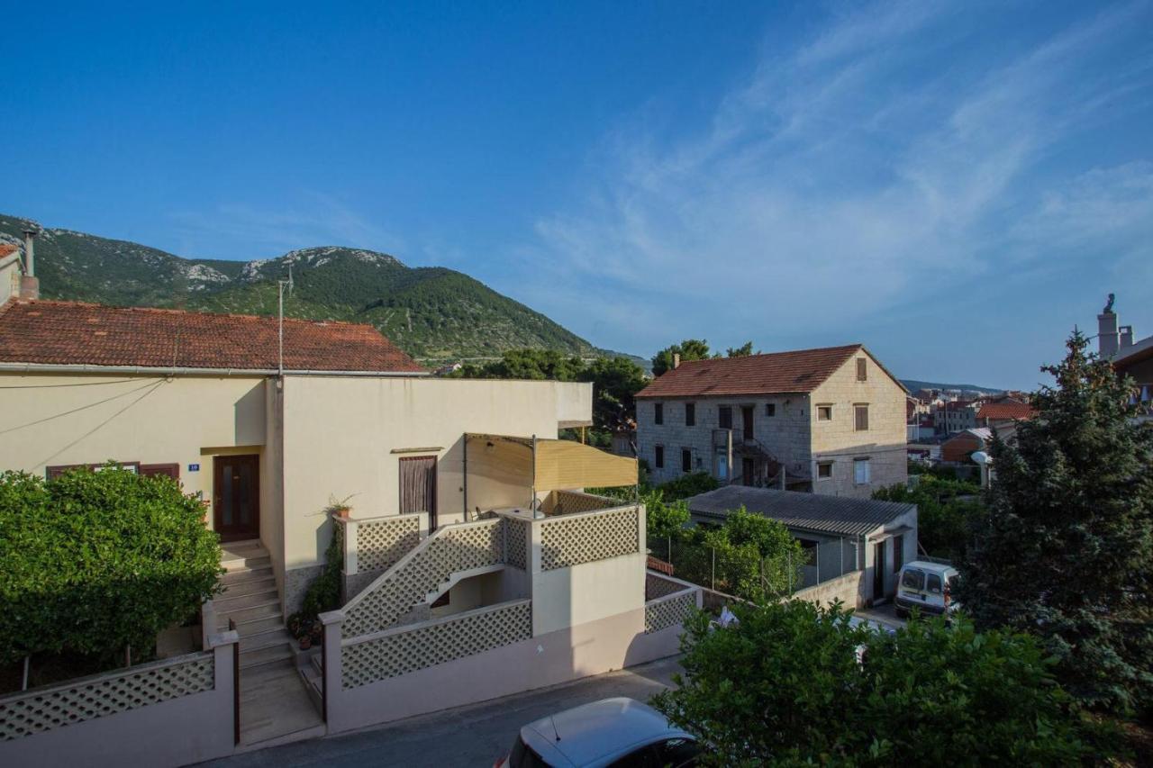 Apartmani Katija Комижа Экстерьер фото