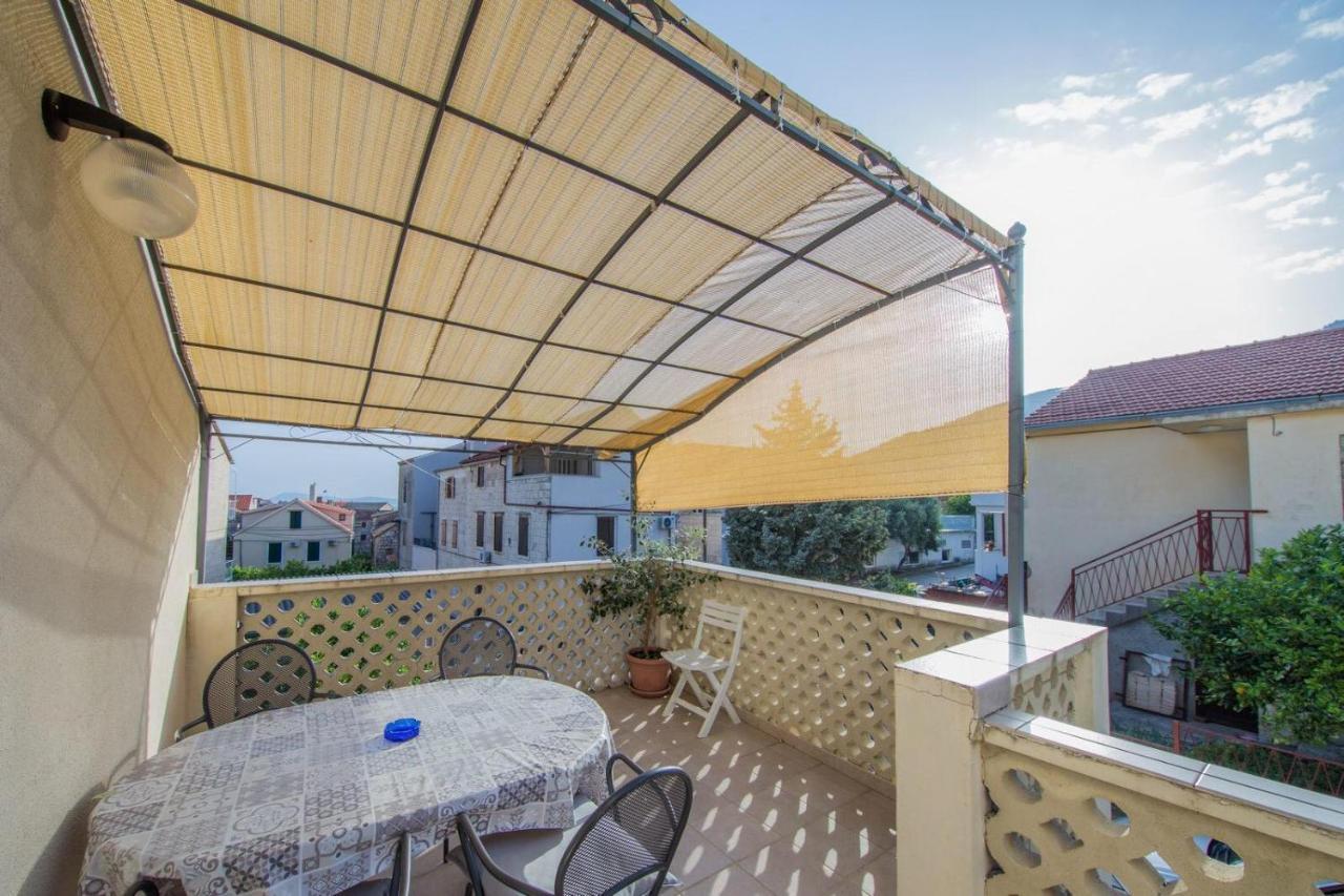 Apartmani Katija Комижа Экстерьер фото