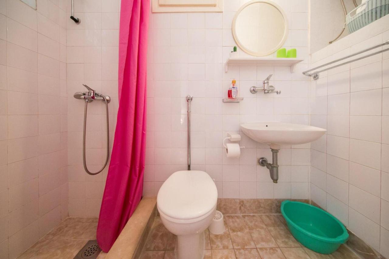 Apartmani Katija Комижа Экстерьер фото